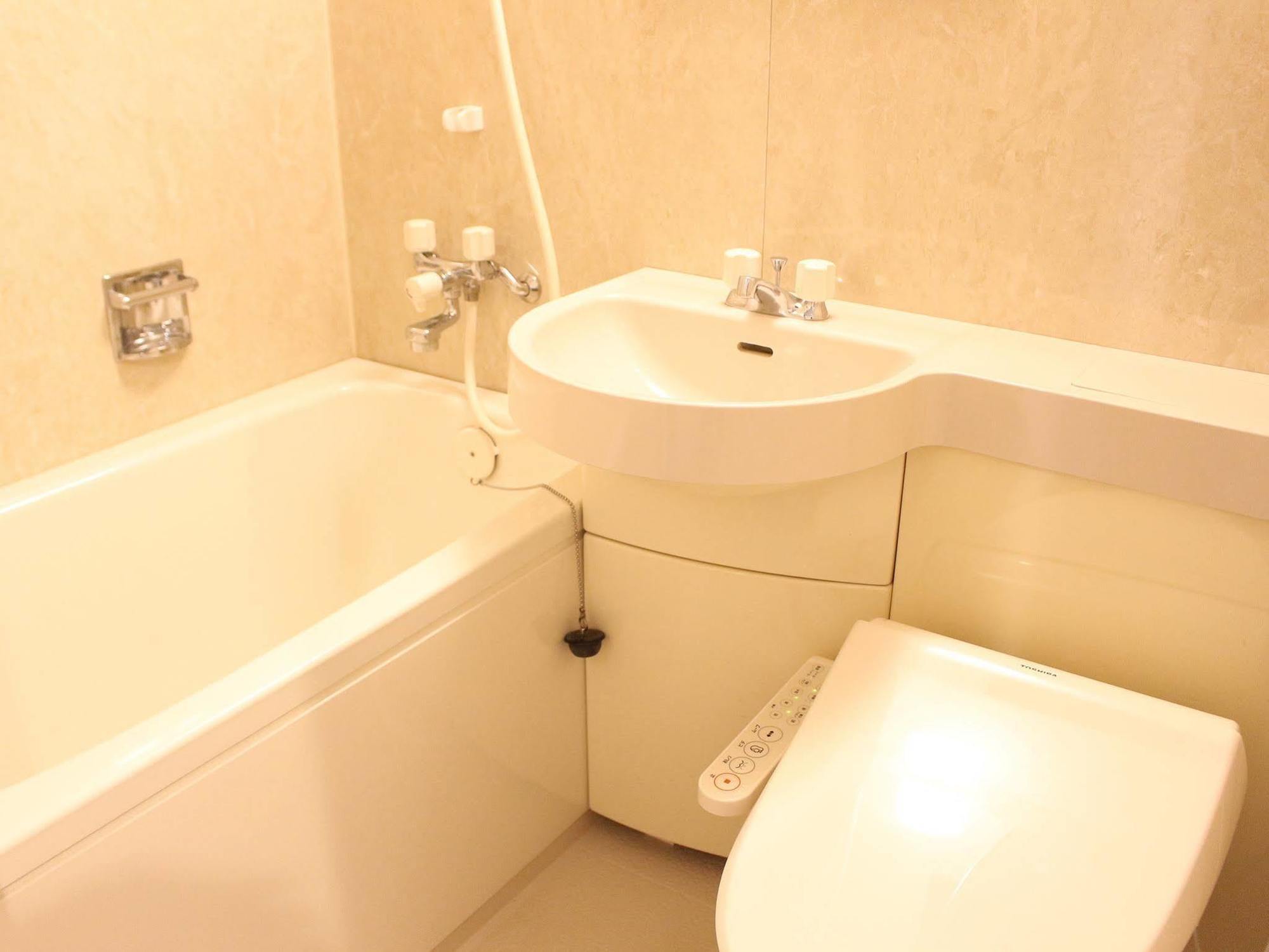 Hotel Livemax Budget Chiba Mihama Ngoại thất bức ảnh